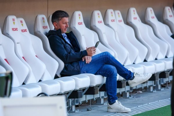 De Sky: Borussia đã liên hệ vớ